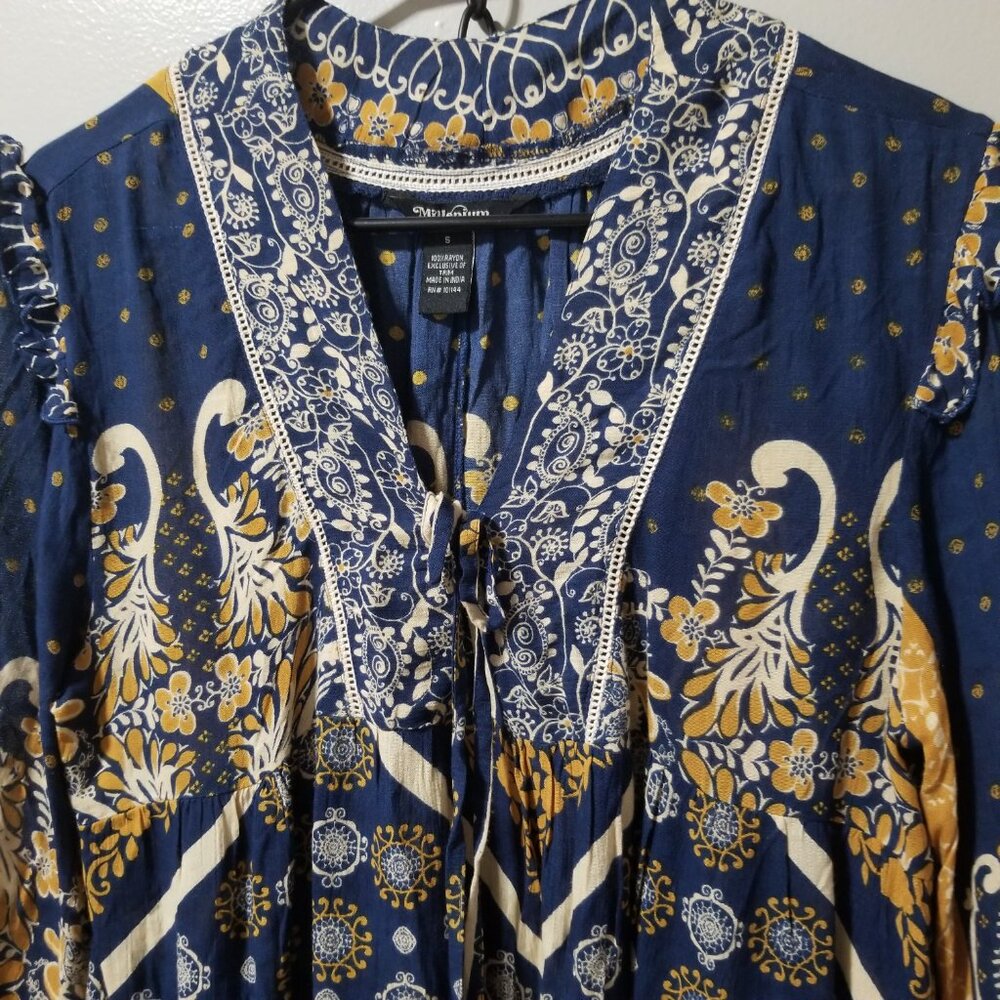 Millenium Hippie Bell Sleeve Top Flowy Boho V-neck Small - Picture 6 of 6